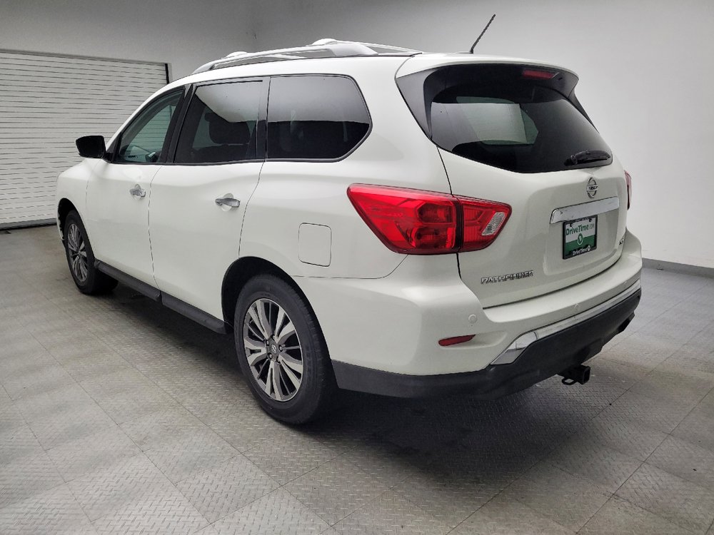 Used 2018 Nissan Pathfinder SV AWD/4WD image 5