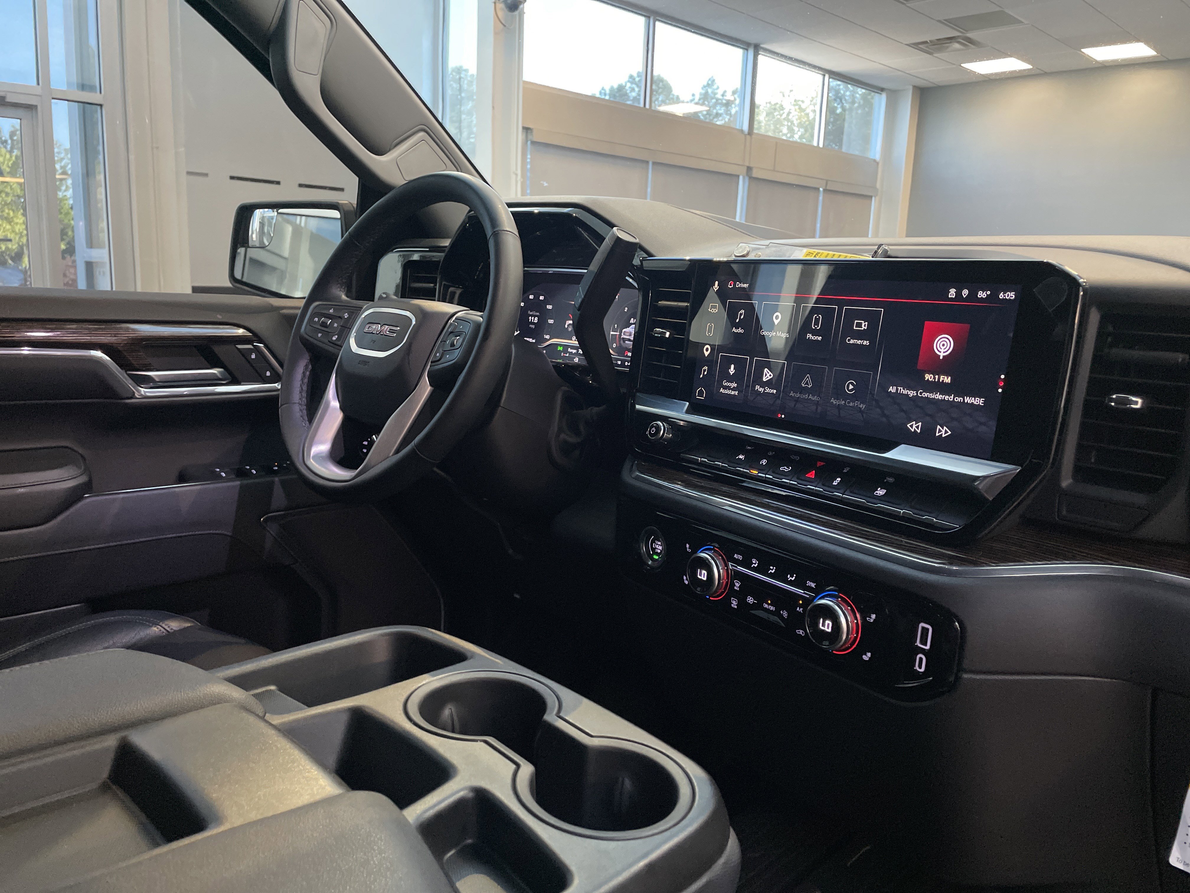 Used 2024 GMC Sierra 1500 Elevation AWD/4WD image 35
