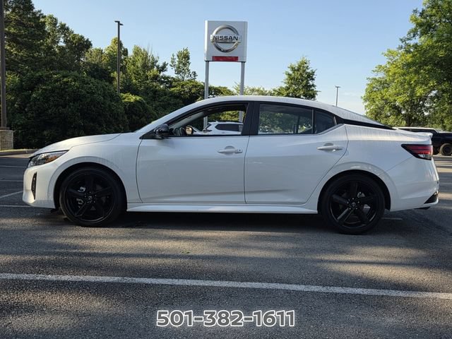 Used 2025 Nissan Sentra SR w/ SR Premium Package FWD image 2