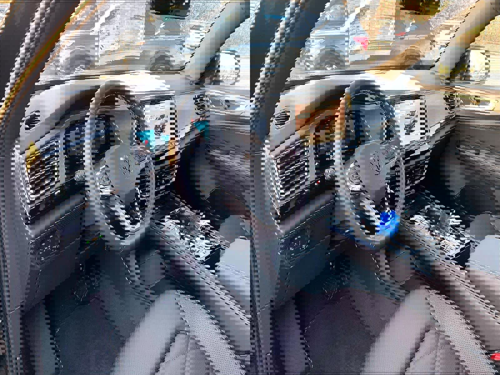 New 2026 Volkswagen Atlas Cross Sport SE image 9