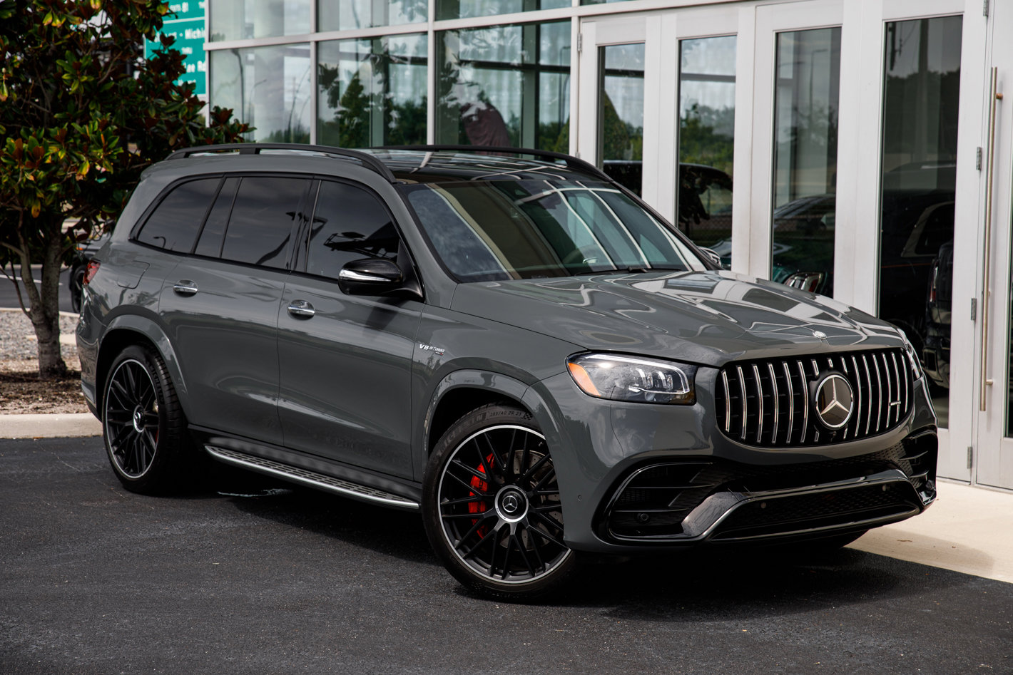 Used 2025 Mercedes-Benz GLS 63 AMG 4MATIC image 22