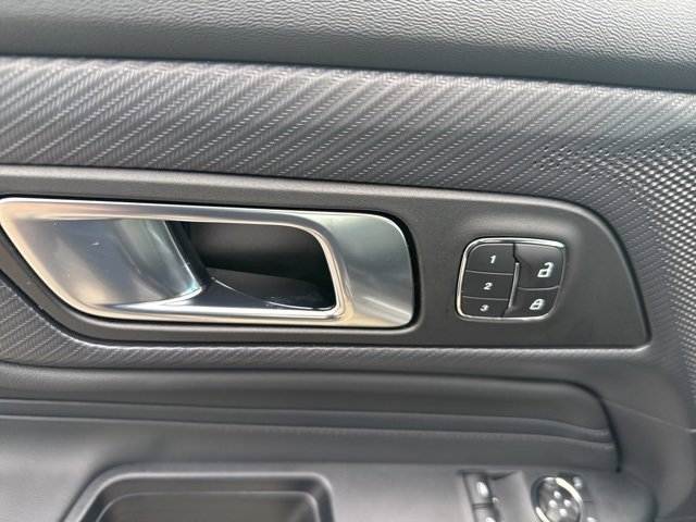Used 2025 Ford Mustang Premium image 22