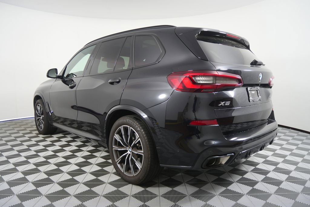 Certified 2023 BMW X5 xDrive40i w/ M Sport Package image 4