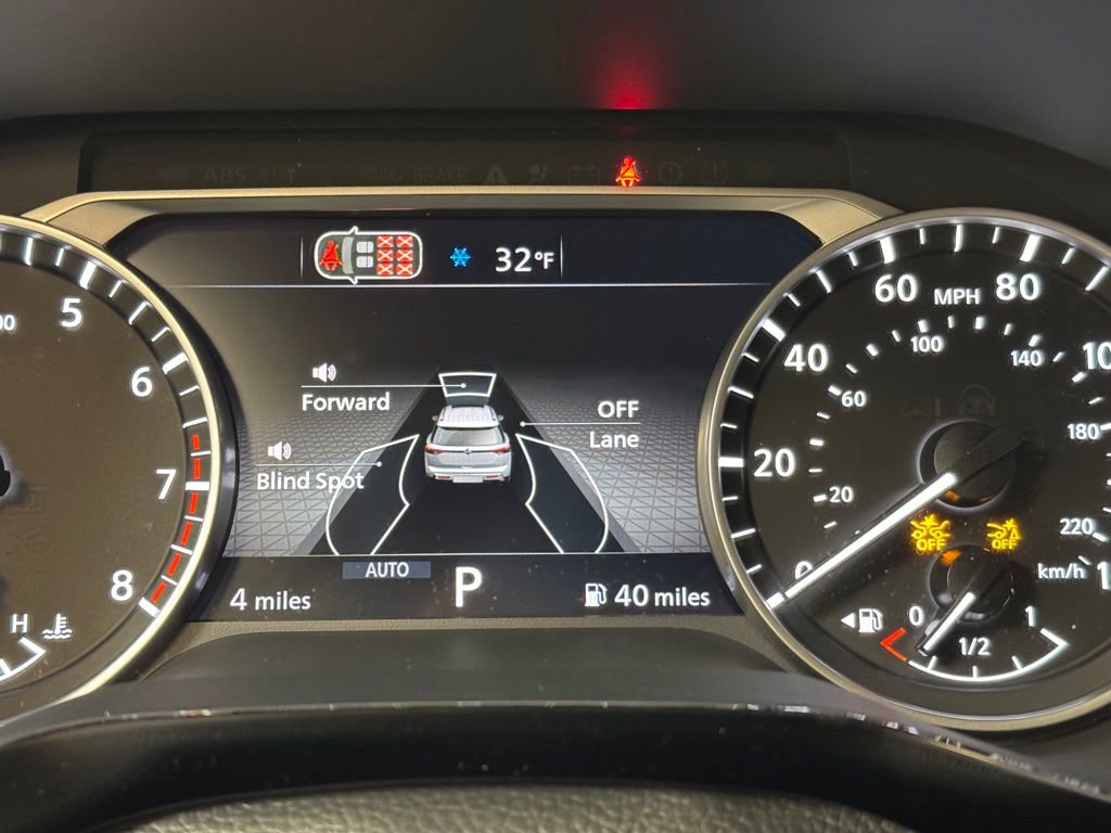 New 2026 Nissan Pathfinder SV image 30