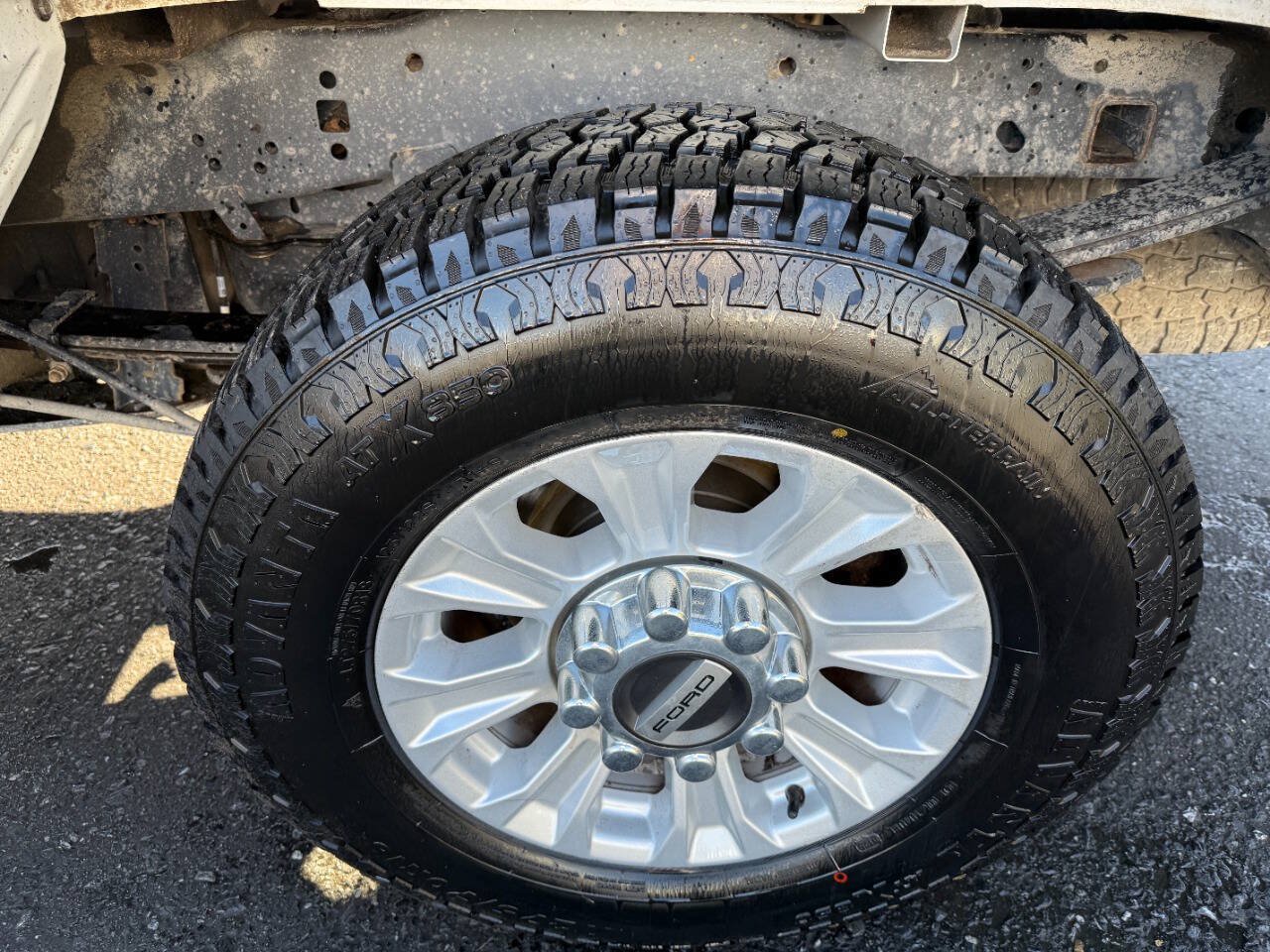 Used 2021 Ford F250 XLT w/ FX4 Off-Road Package AWD/4WD image 10