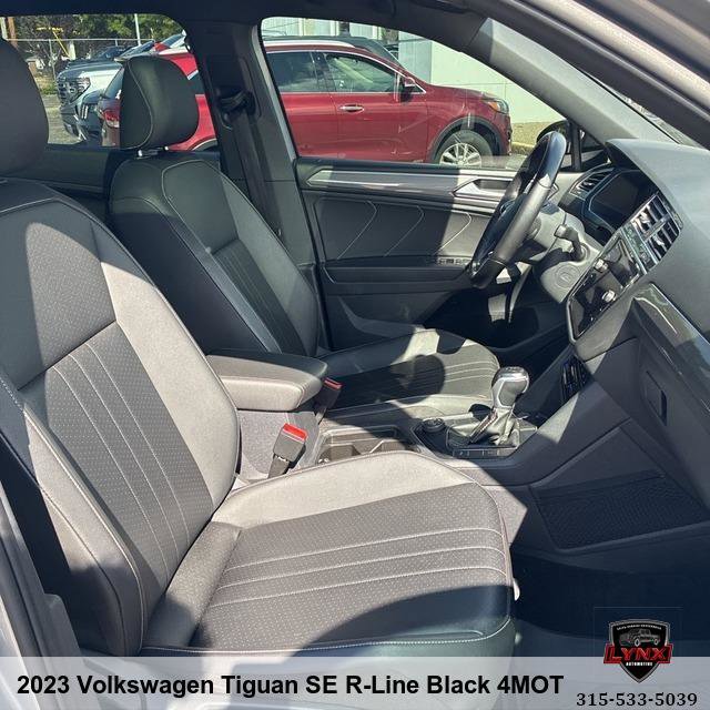 Used 2023 Volkswagen Tiguan SE R-Line image 14