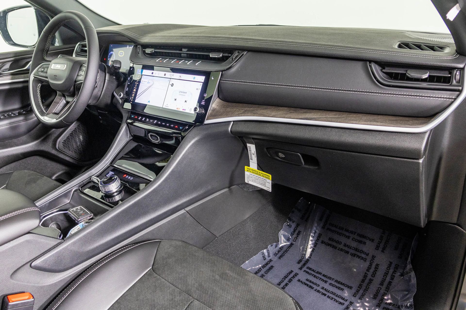 New 2026 Jeep Grand Cherokee Altitude image 45