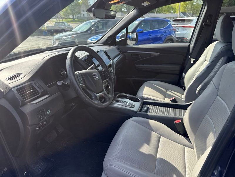 Used 2023 Honda Passport EX-L image 11