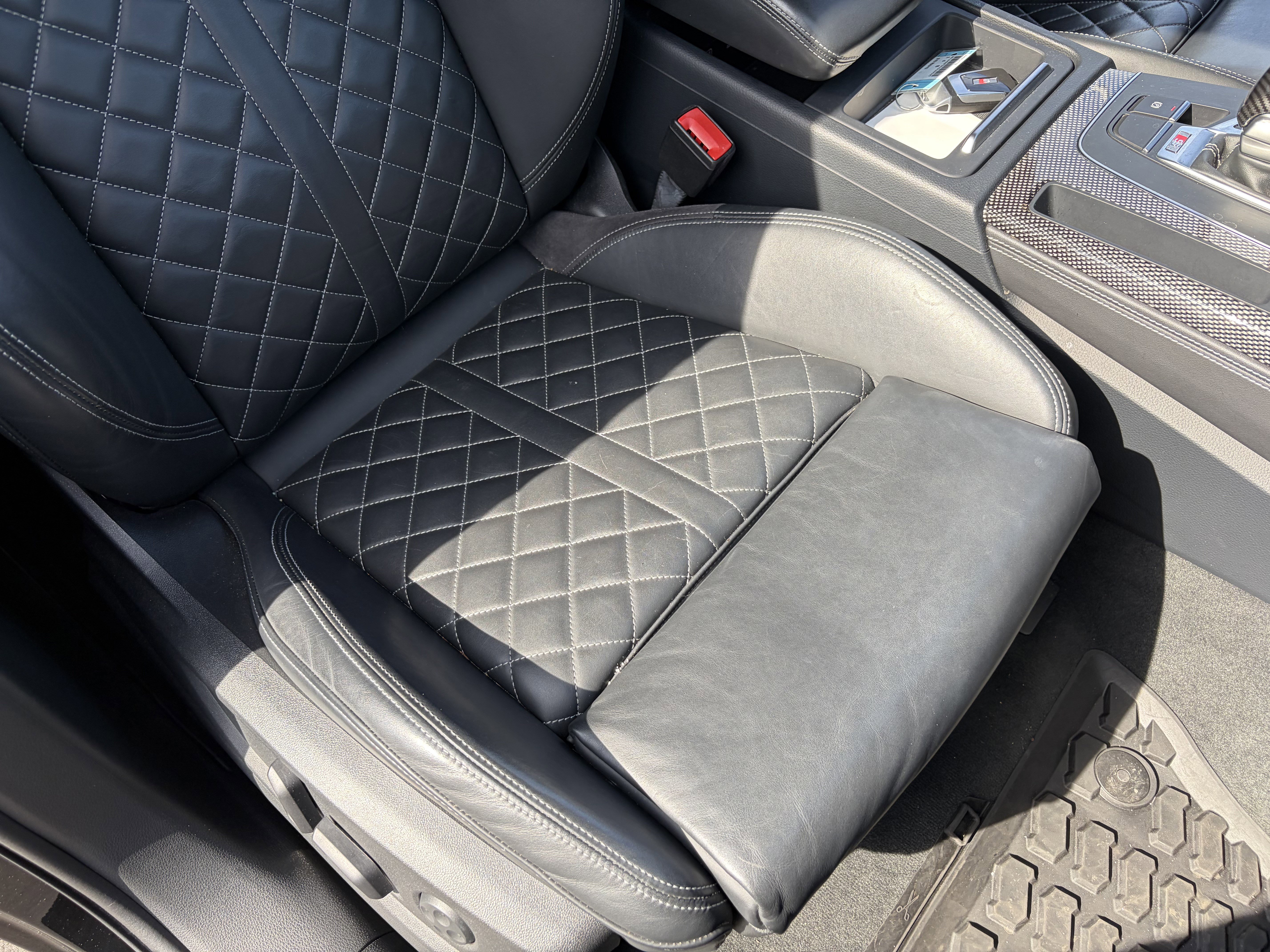 Used 2018 Audi SQ5 Premium Plus w/ Navigation Package image 36