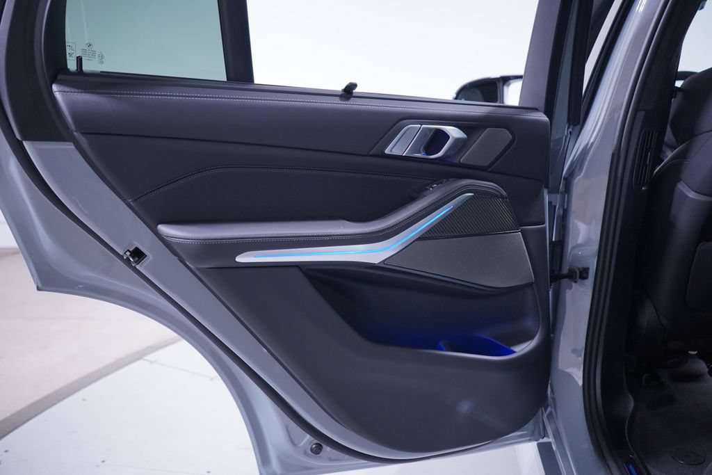 New 2026 BMW X5 M Competition w/ Executive Package AWD/4WD image 17