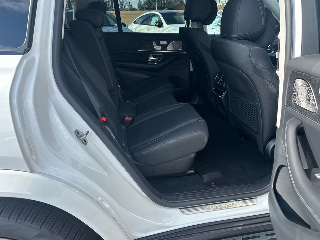 New 2026 Mercedes-Benz GLS 450 4MATIC image 17