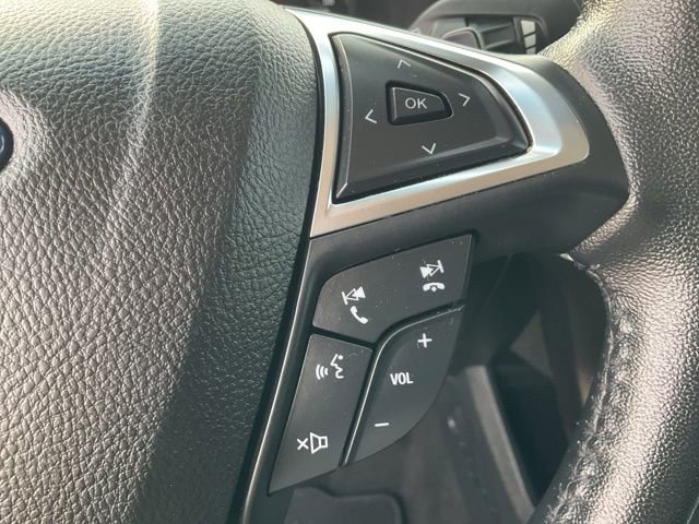 Used 2020 Ford Edge SEL image 10