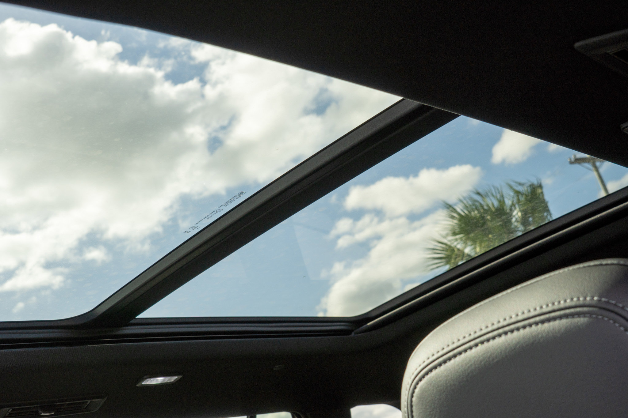 New 2026 Buick Enclave Sport Touring w/ Super Cruise Package image 18