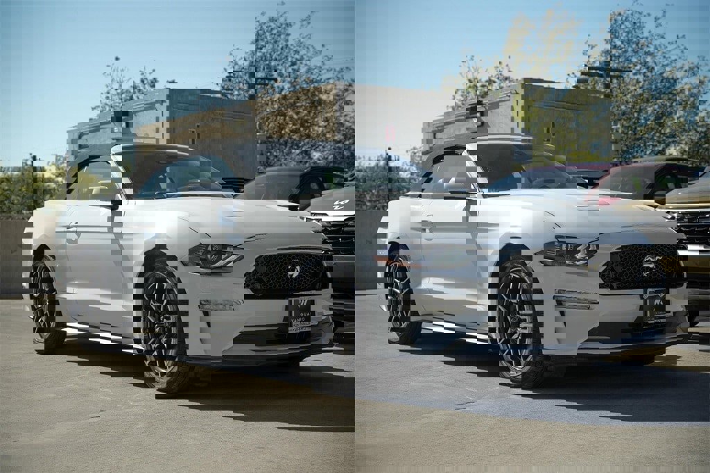 Used 2022 Ford Mustang Premium image 8