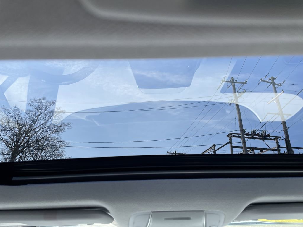 Used 2017 Toyota Prius Four w/ Advanced Technology Package image 22