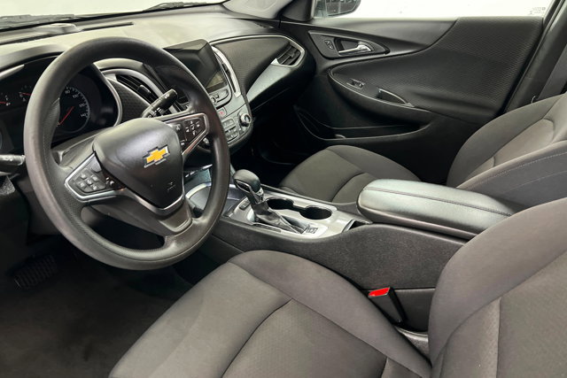 Used 2024 Chevrolet Malibu LT image 15