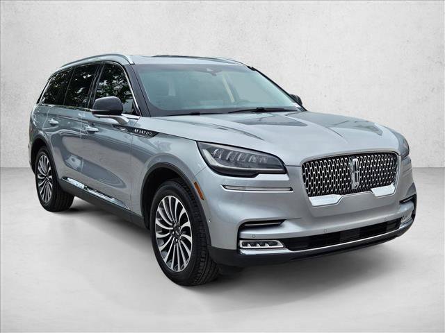 Used 2020 Lincoln Aviator Reserve w/ Equipment Group 201A AWD/4WD image 3
