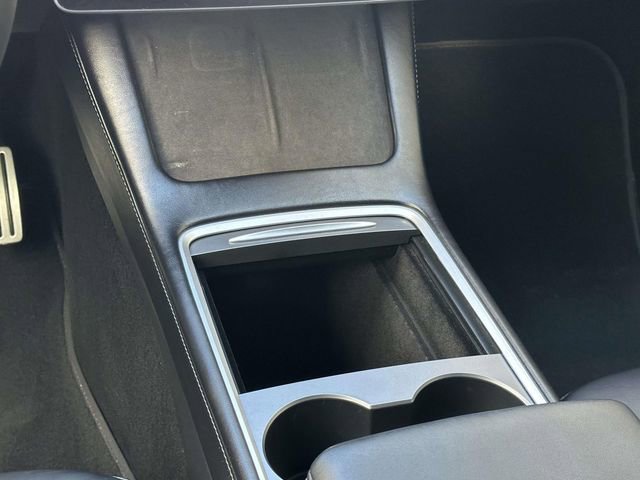 Used 2022 Tesla Model Y Performance image 21