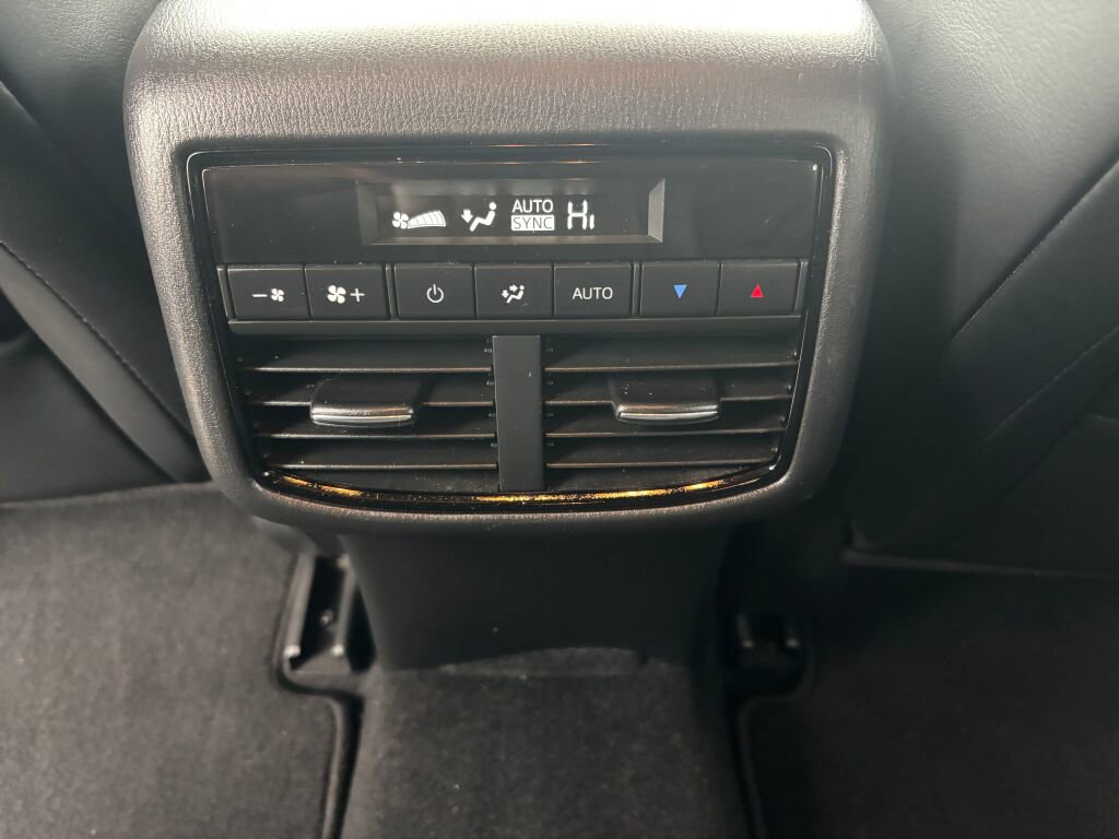 Used 2022 MAZDA CX-9 Touring image 14