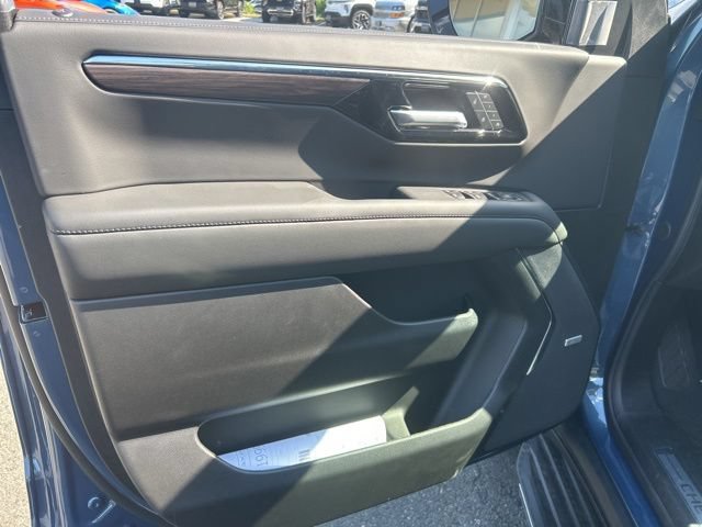 New 2026 Chevrolet Tahoe LT w/ Comfort Package AWD/4WD image 13