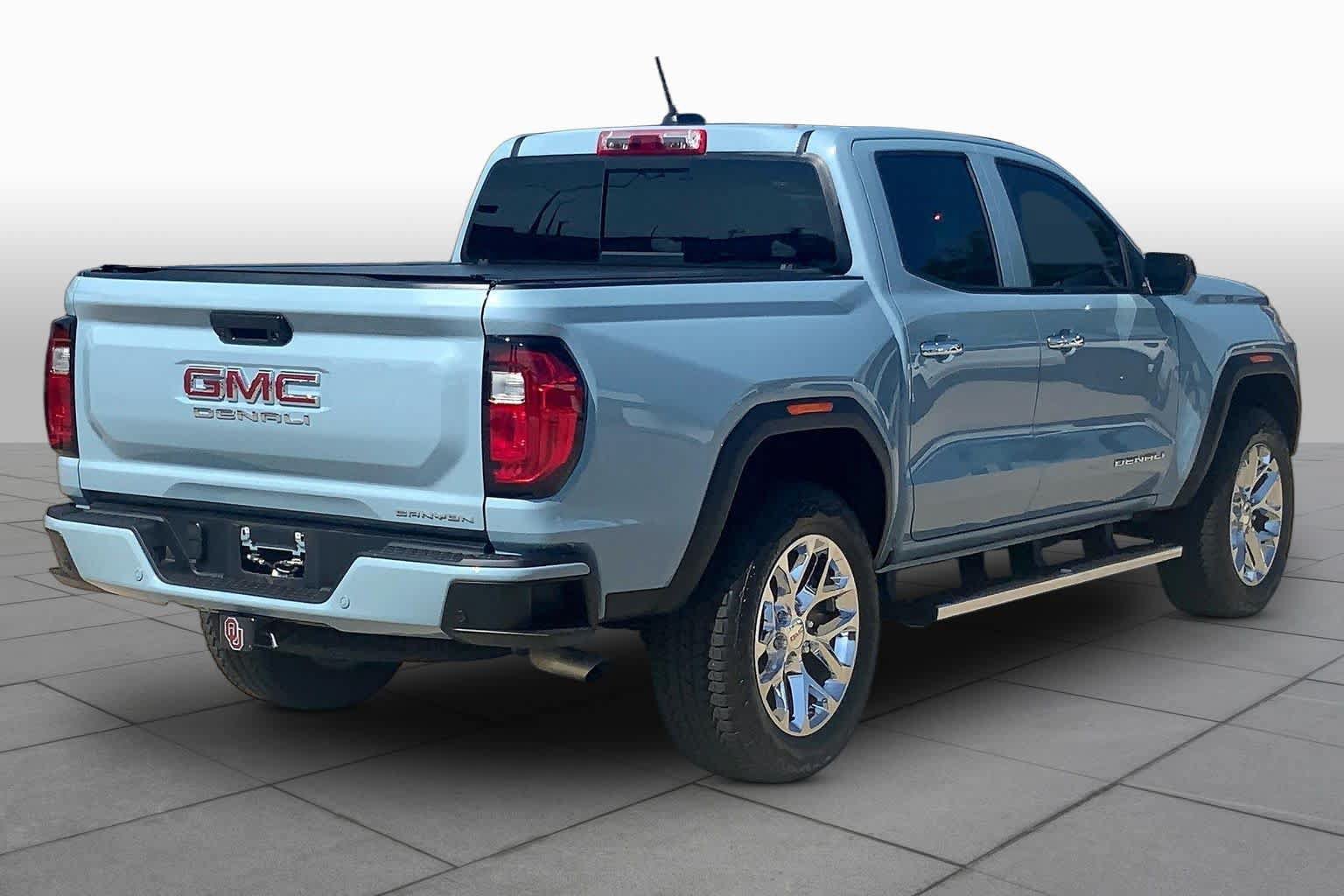 Certified 2025 GMC Canyon Denali AWD/4WD image 13