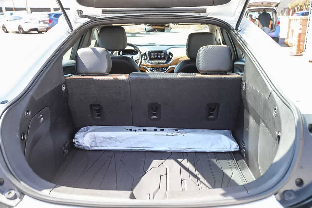 Used 2016 Chevrolet Volt Premier w/ Driver Confidence Package FWD image 11