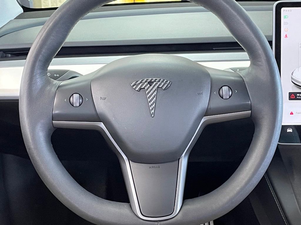 Used 2022 Tesla Model Y Performance image 27