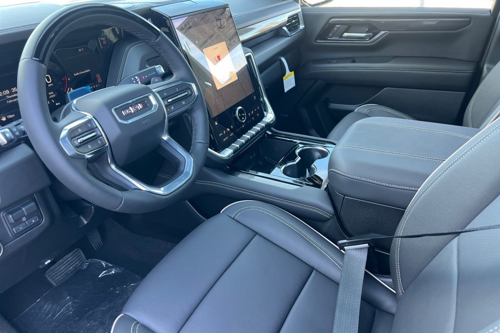 New 2026 GMC Yukon XL Elevation w/ Elevation Premium Package image 7