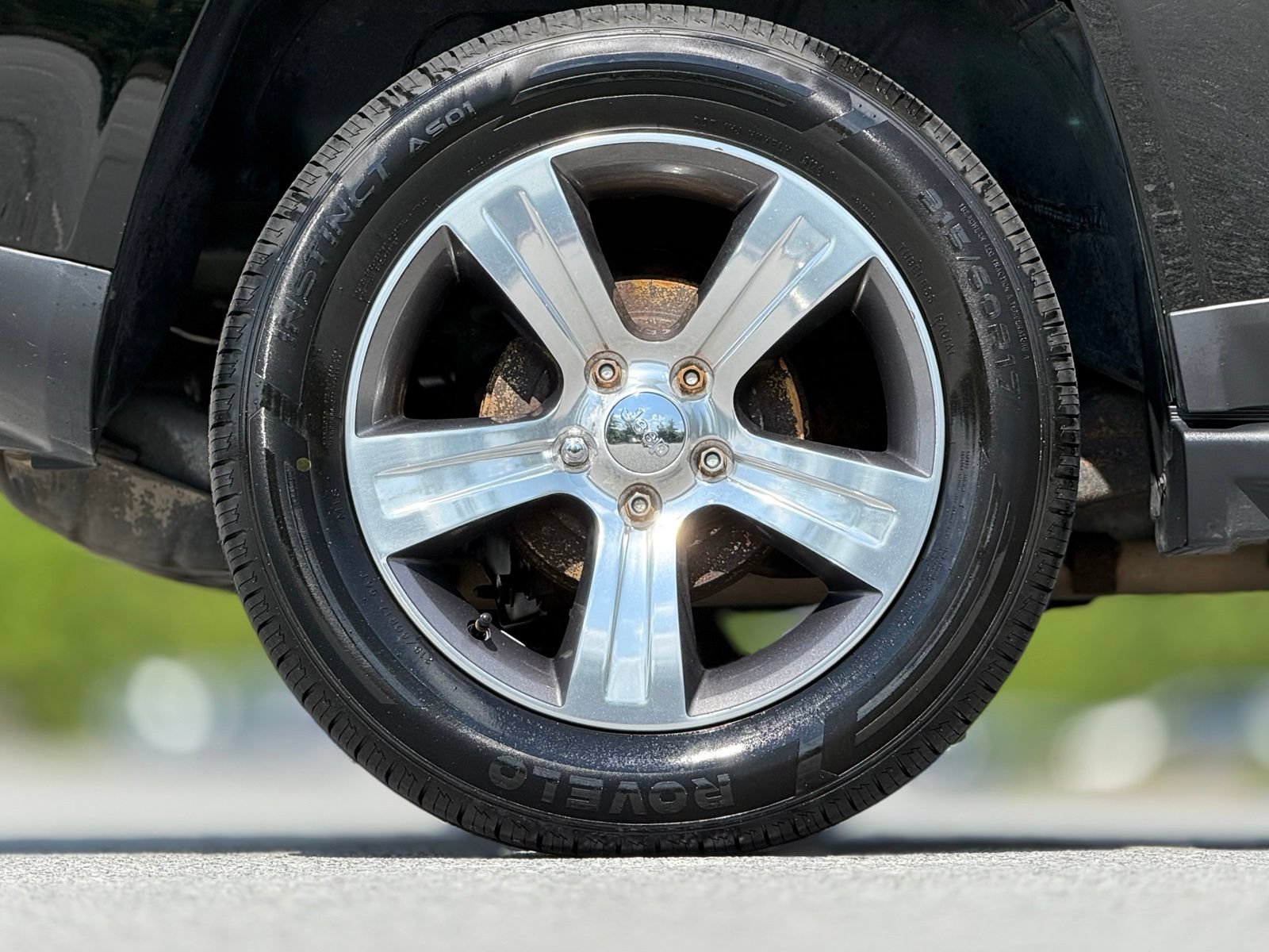Used 2017 Jeep Compass High Altitude FWD image 18