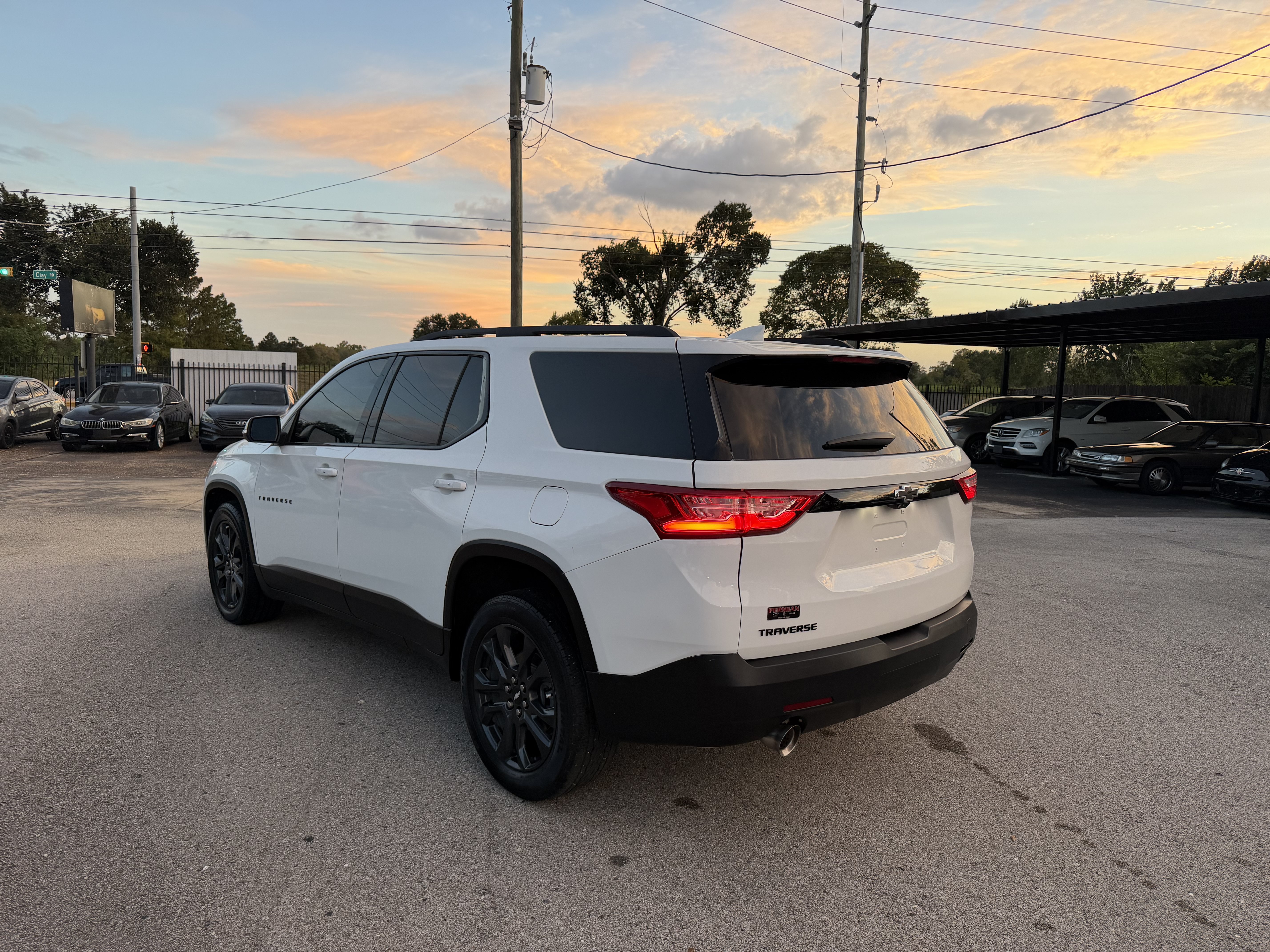 Used 2021 Chevrolet Traverse RS FWD image 8