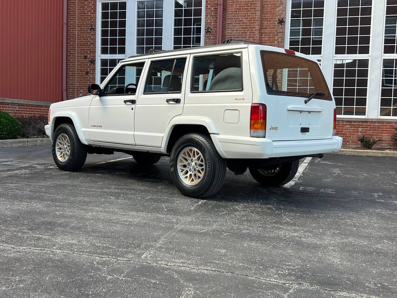 Used 1998 Jeep Cherokee Classic AWD/4WD image 10
