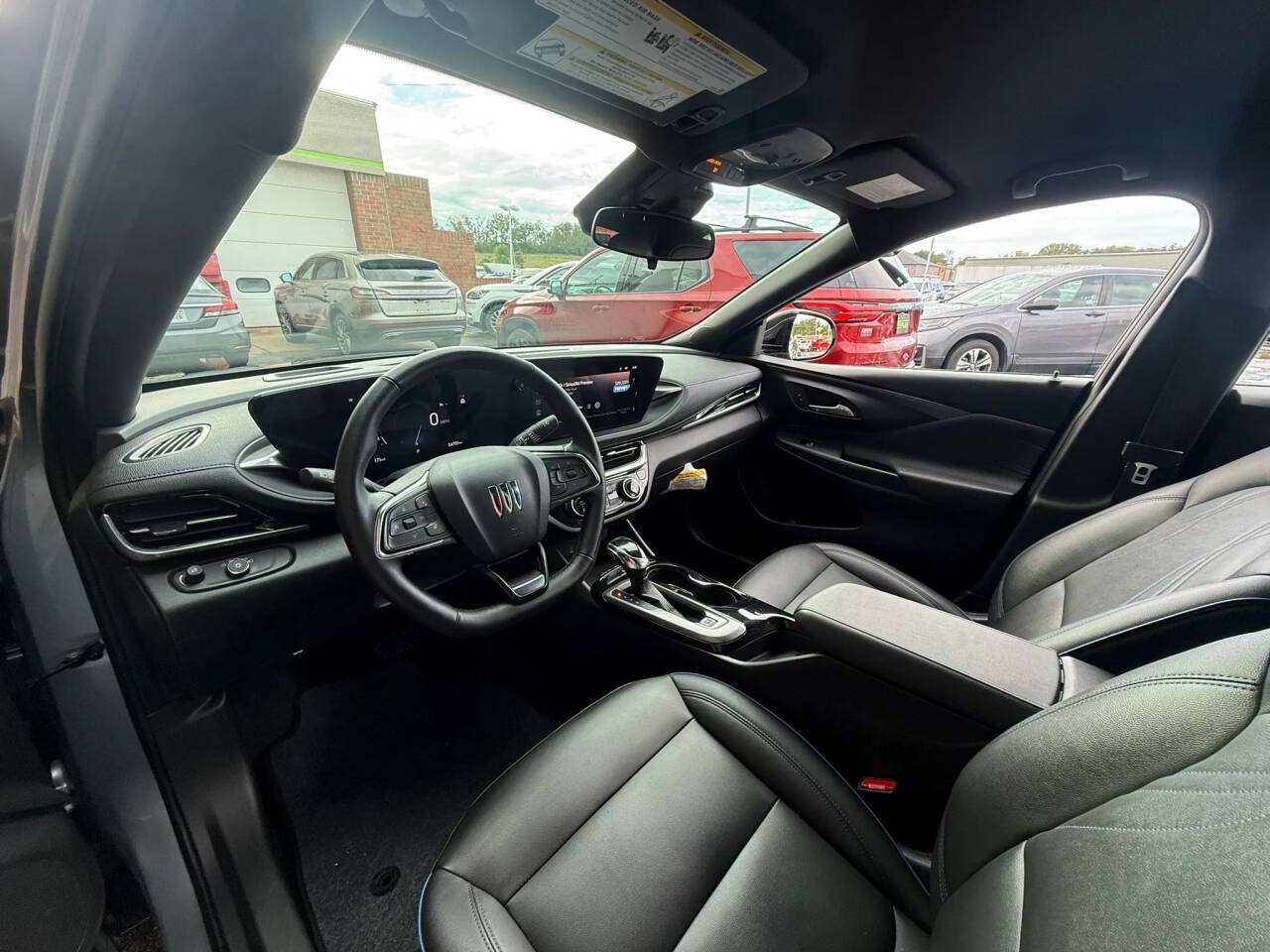 Used 2024 Buick Envista Sport Touring w/ Convenience I Package FWD image 16