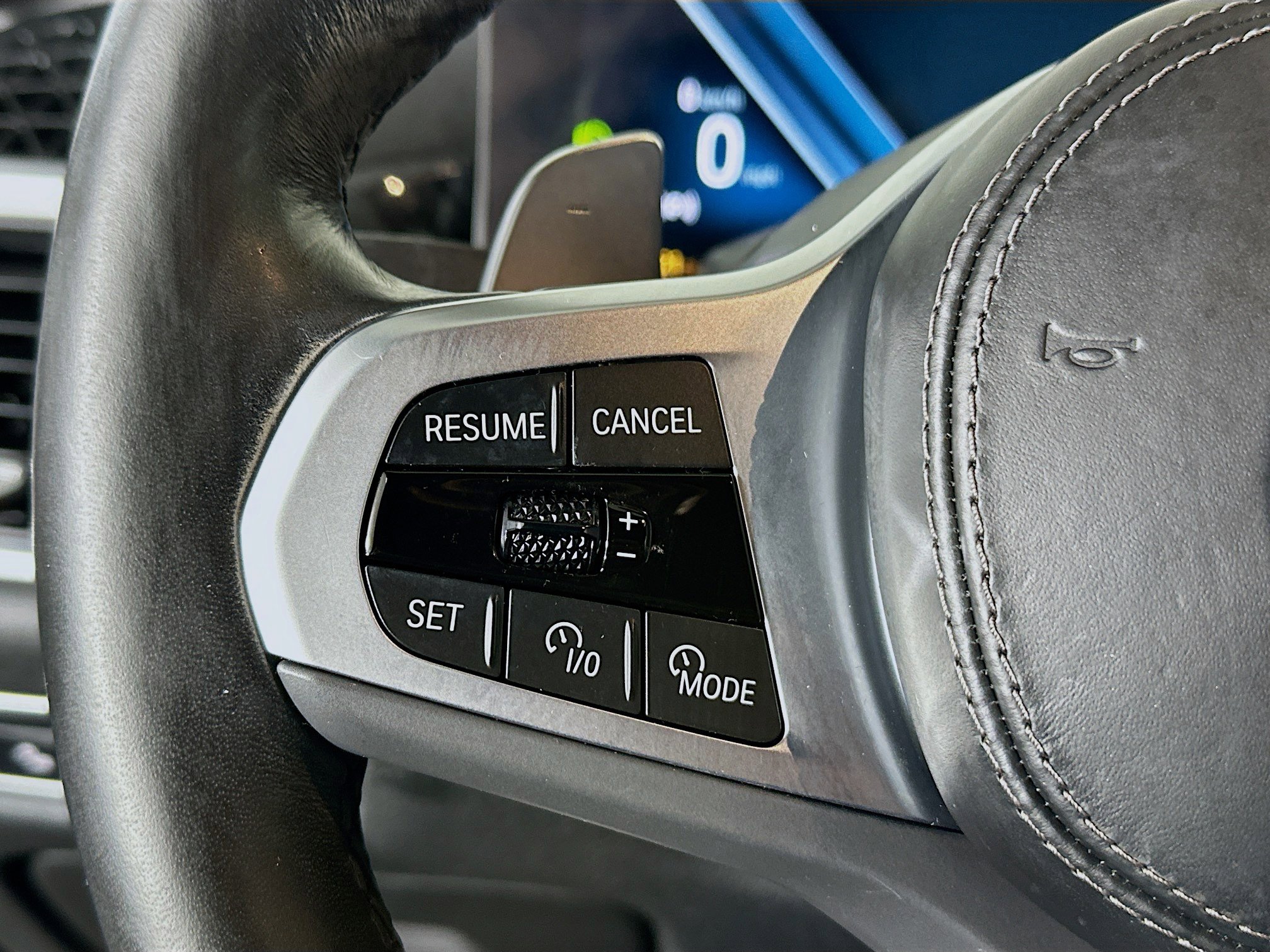 Used 2024 BMW X7 xDrive40i w/ M Sport Package image 16