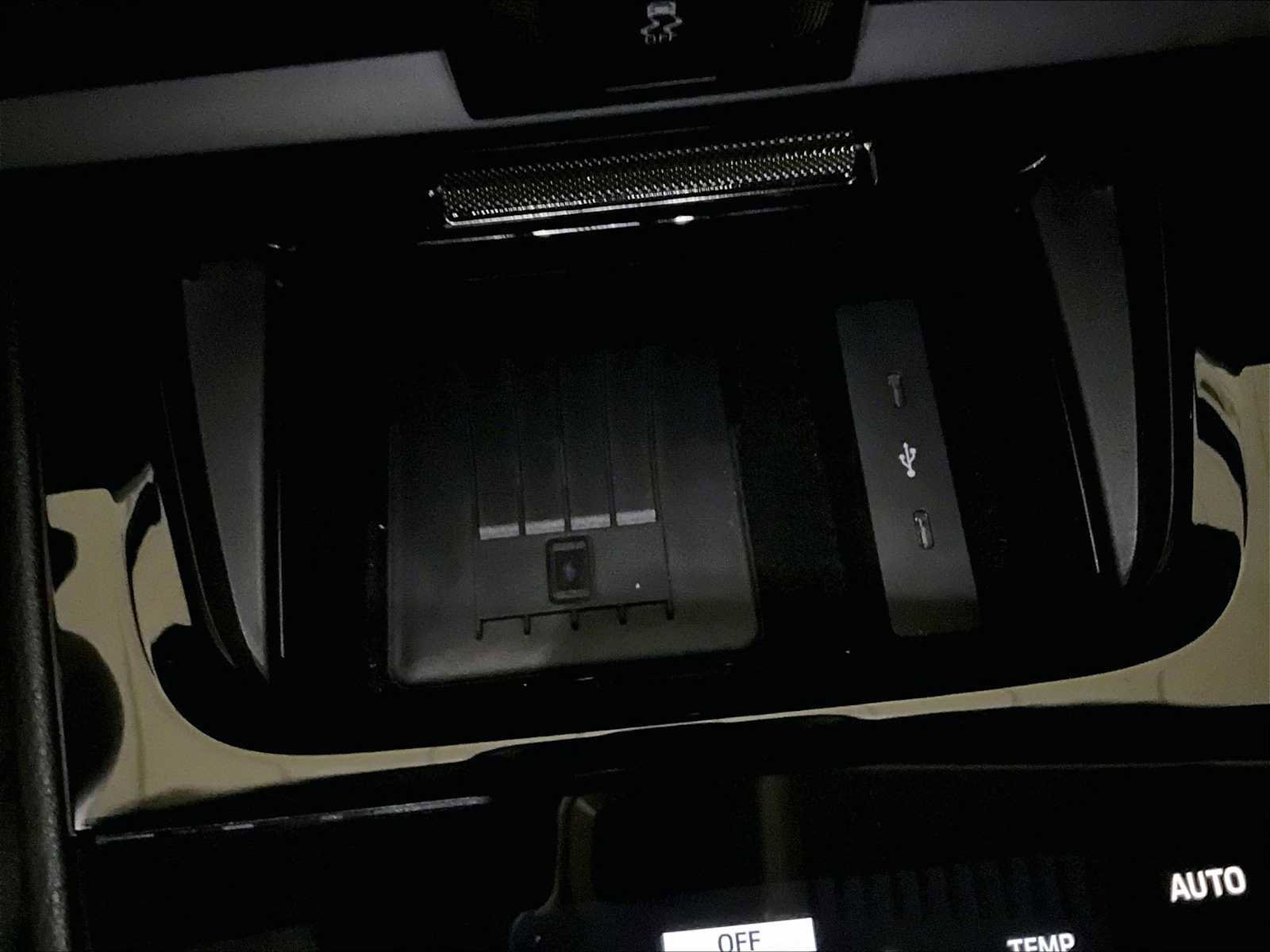 Used 2025 Porsche Cayenne S image 29