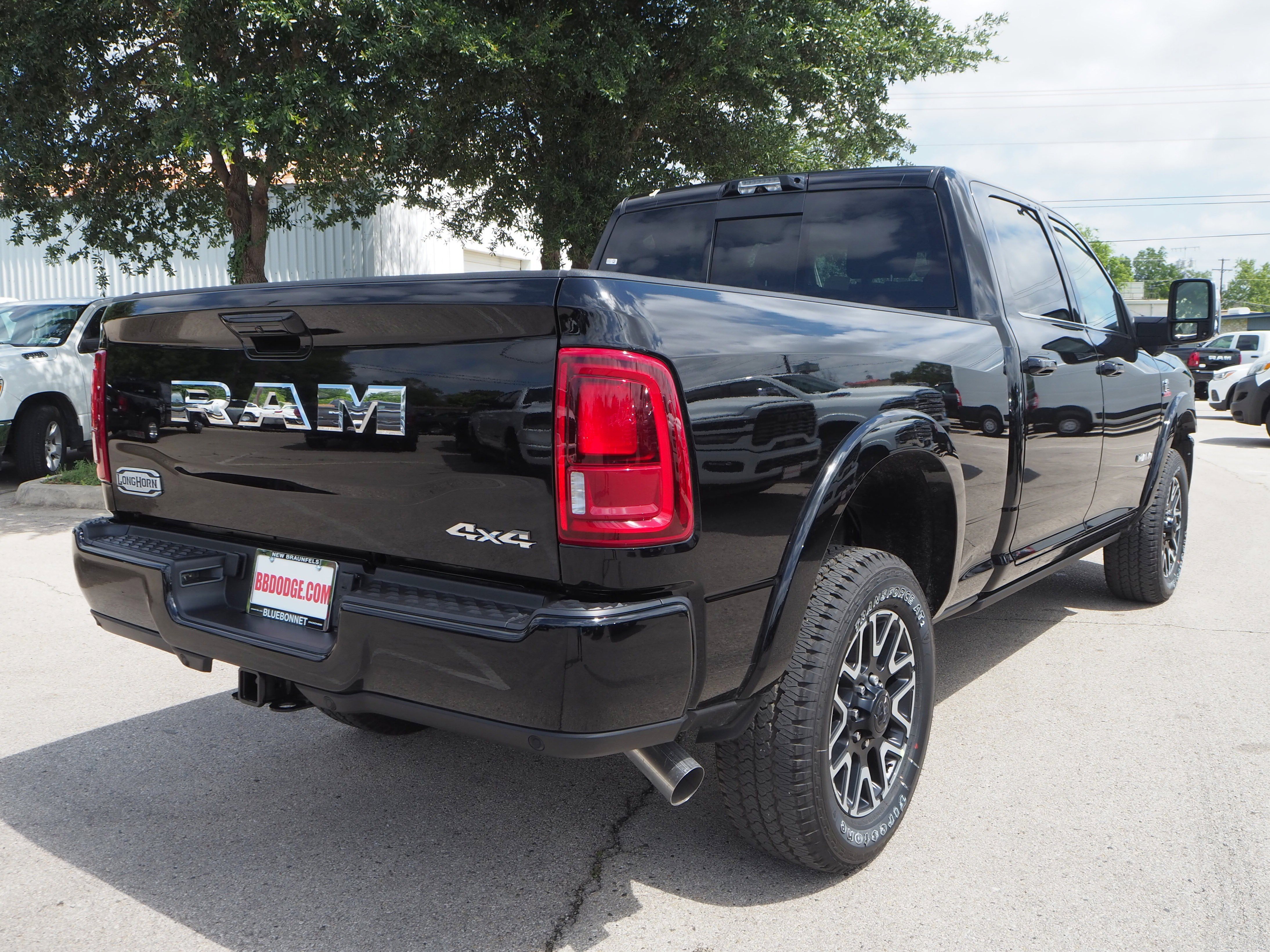 New 2025 RAM 2500 Limited AWD/4WD image 6