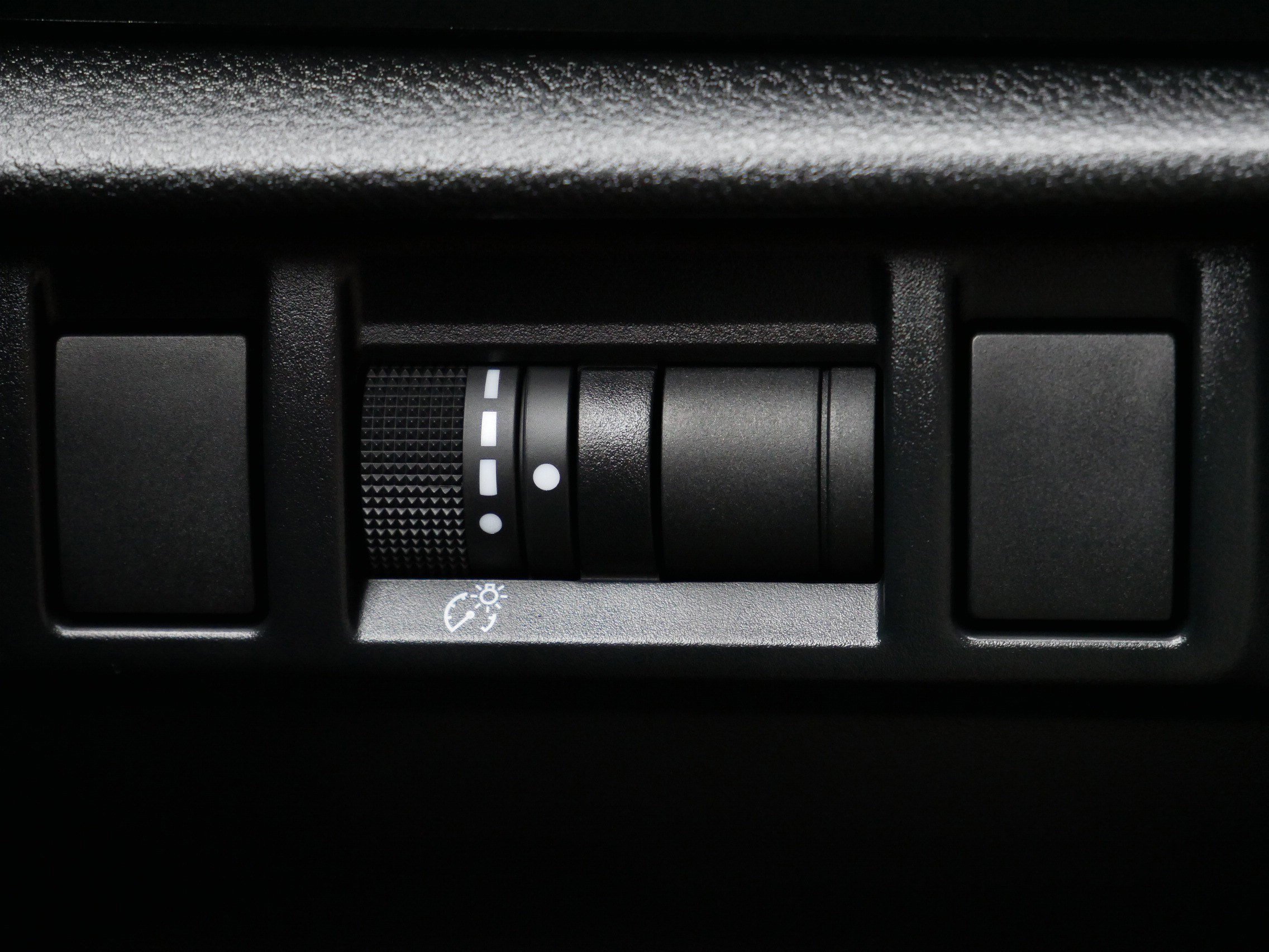 Used 2025 Subaru Crosstrek 2.5i Sport w/ Crosstrek Mirror Package image 26