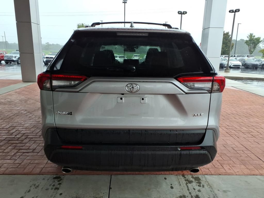 Used 2025 Toyota RAV4 XLE Premium w/ Weather Package FWD image 4