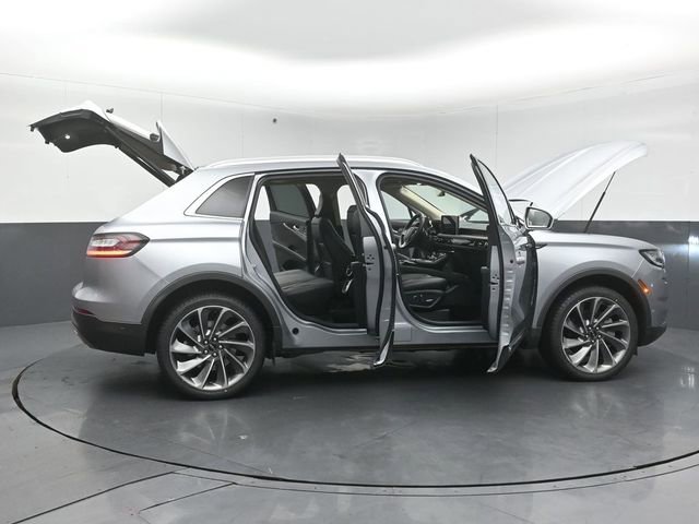 Certified 2022 Lincoln Nautilus Reserve w/ Equipment Group 201A image 50