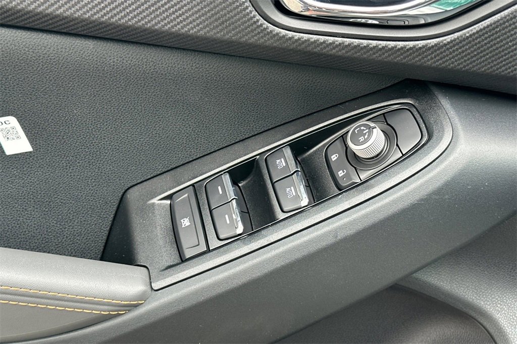 New 2025 Subaru Crosstrek 2.5i Limited w/ Crosstrek Mirror Package image 14