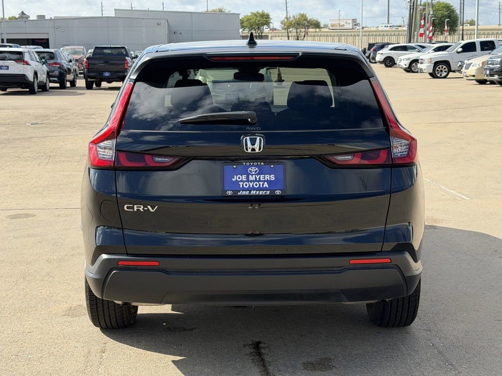 Used 2025 Honda CR-V LX image 8