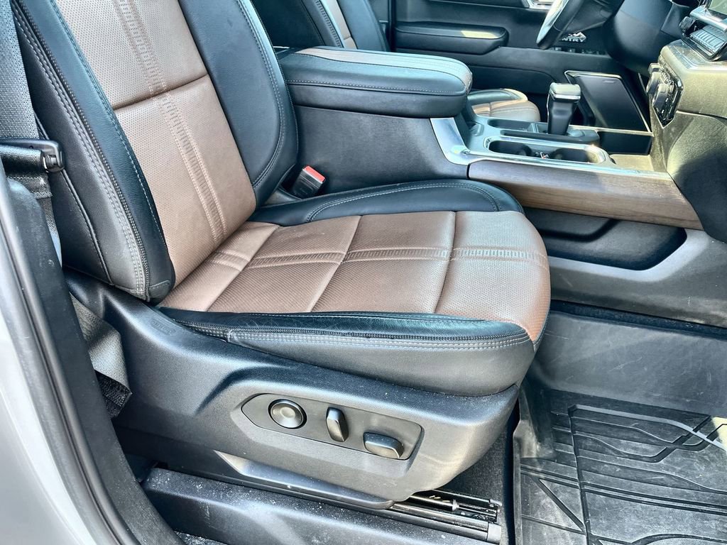 Certified 2024 Chevrolet Silverado 1500 High Country w/ High Country Premium Package image 29