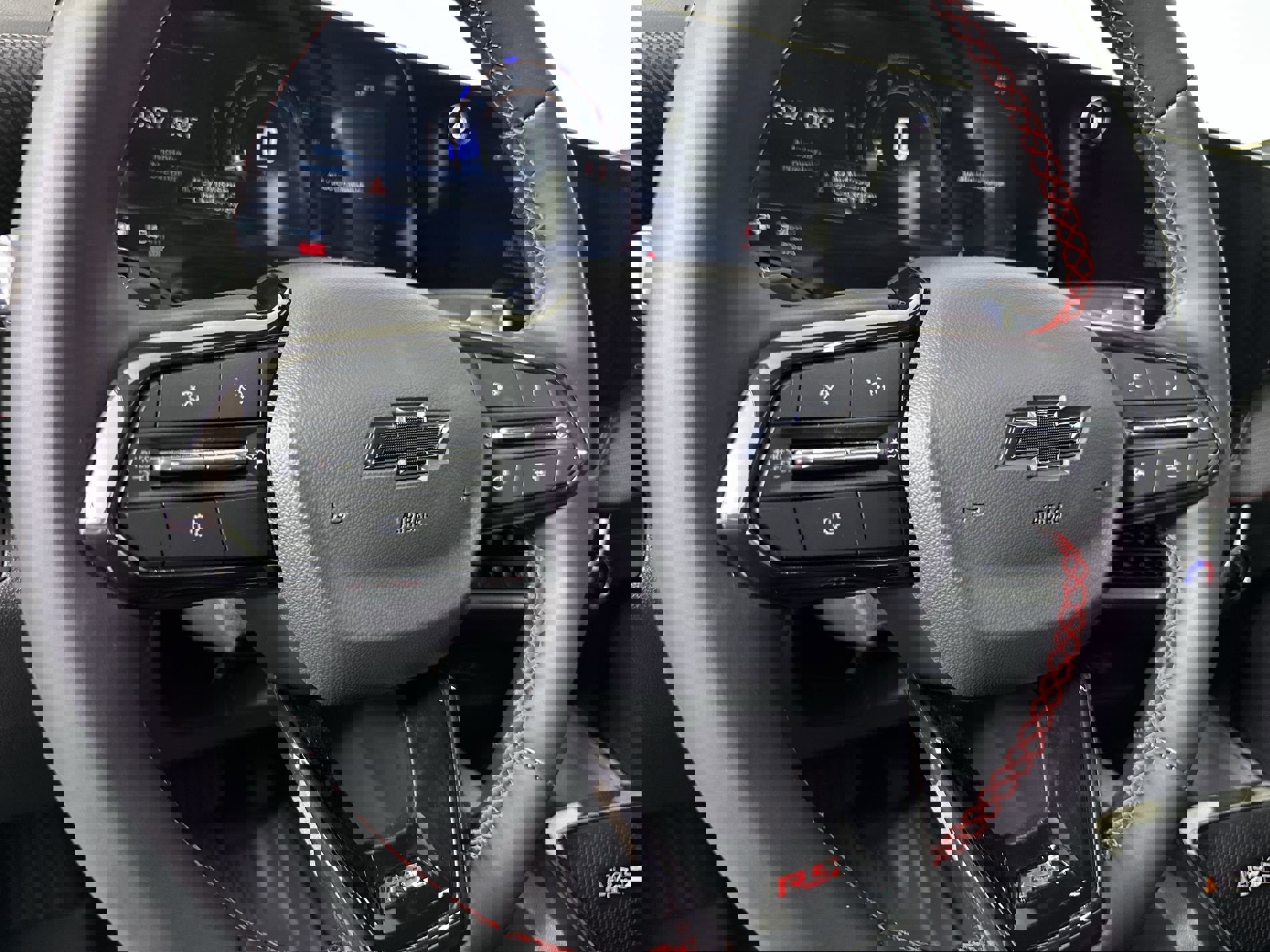 New 2026 Chevrolet Equinox RS image 46