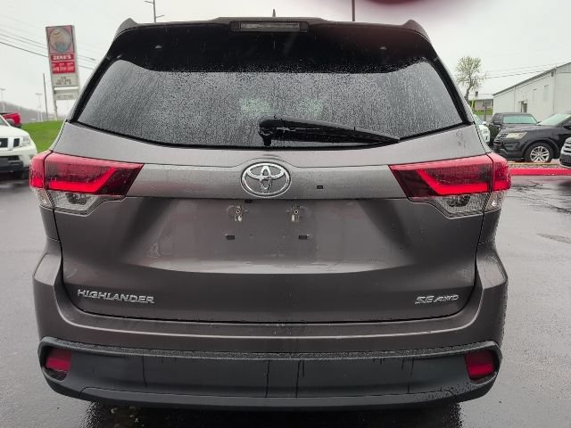 Used 2019 Toyota Highlander SE AWD/4WD image 7