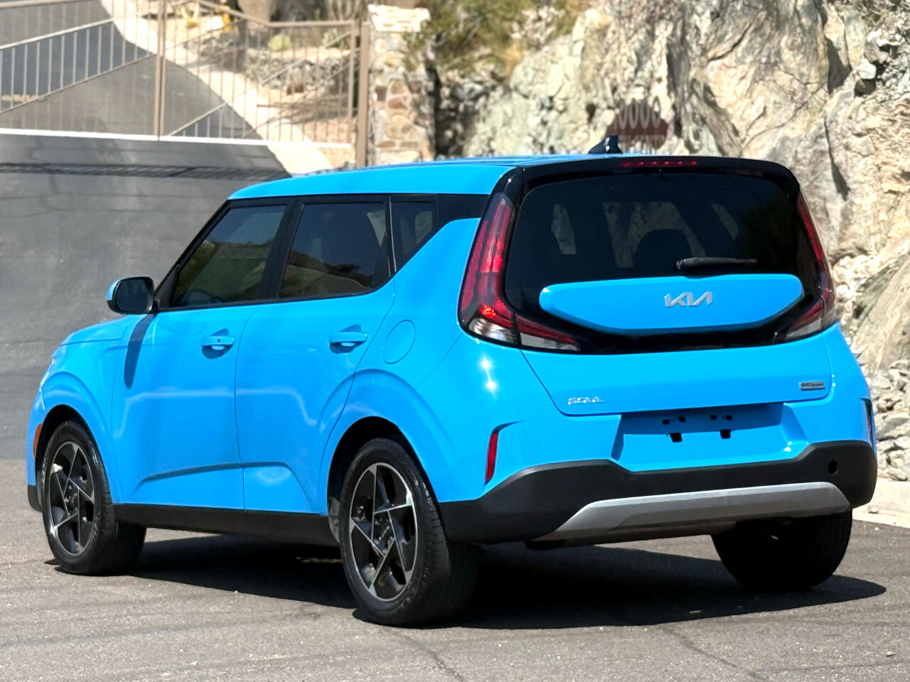 Used 2023 Kia Soul EX image 4