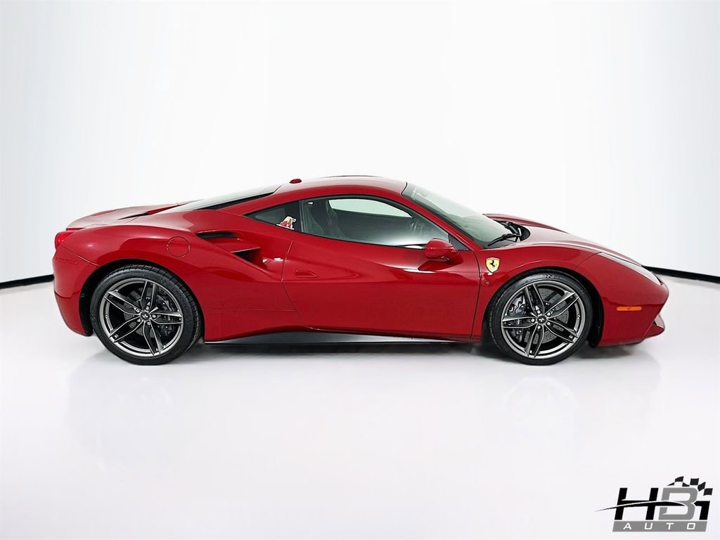 Used 2017 Ferrari 488 GTB image 5