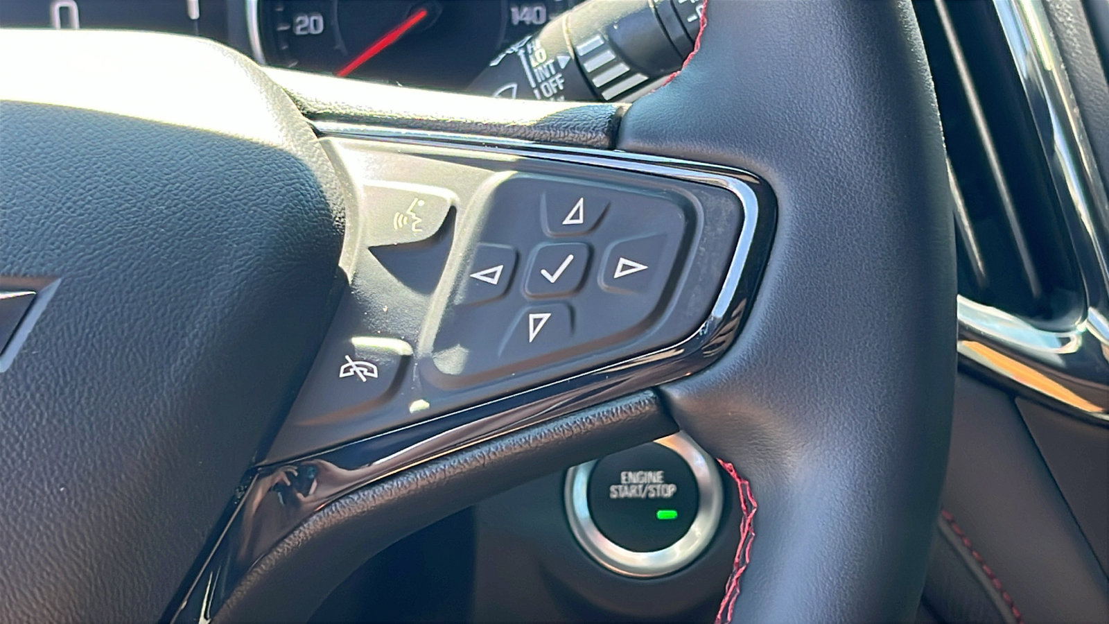 Certified 2024 Chevrolet Equinox RS image 18