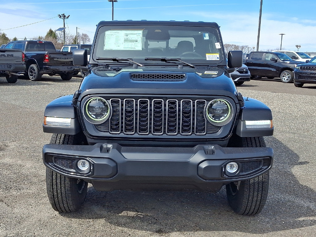 New 2026 Jeep Gladiator Sport AWD/4WD image 2
