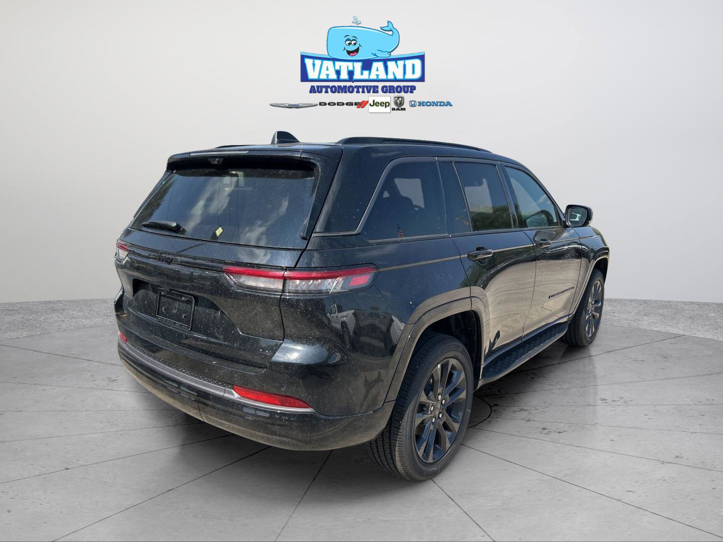 New 2026 Jeep Grand Cherokee Limited Reserve image 5