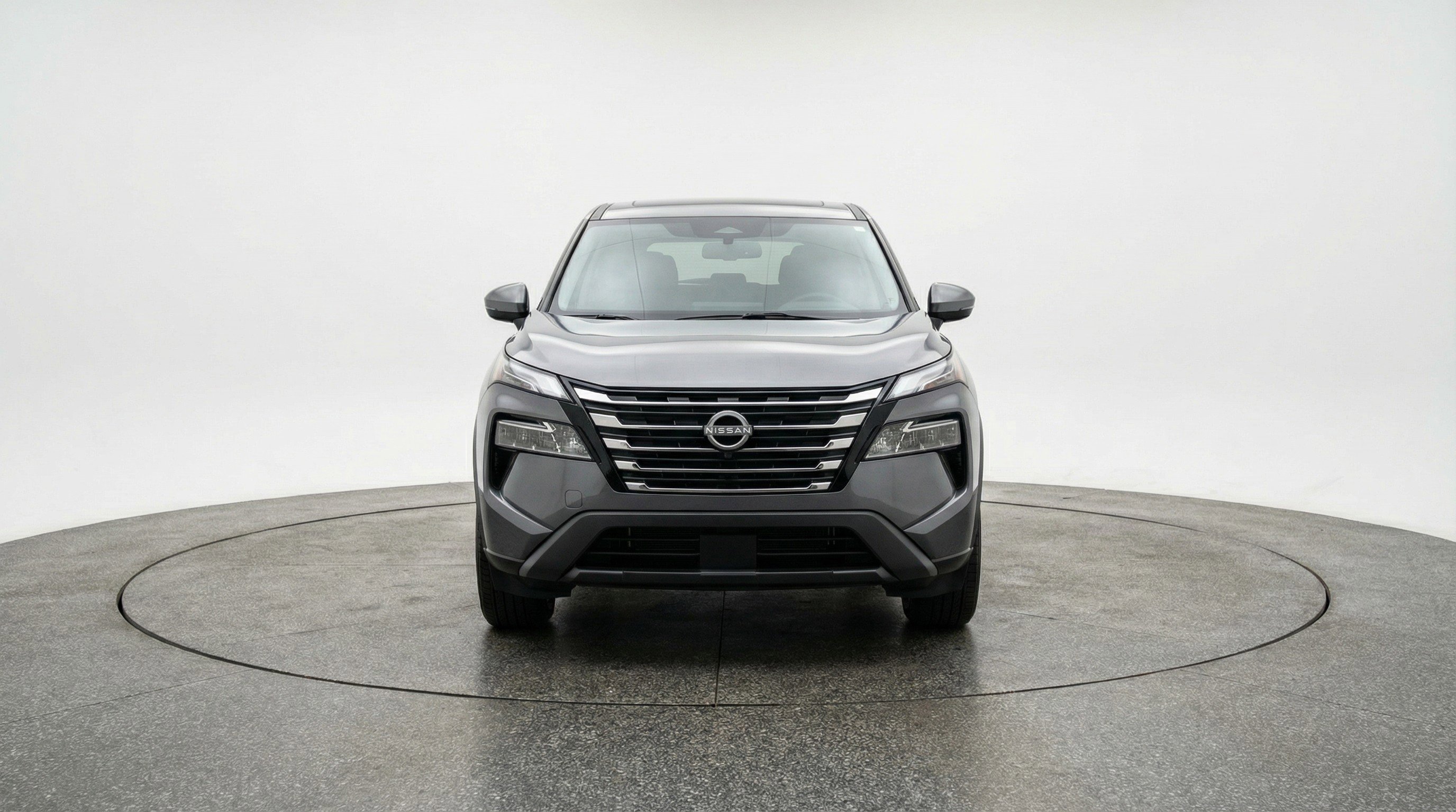 Used 2025 Nissan Rogue SV image 2