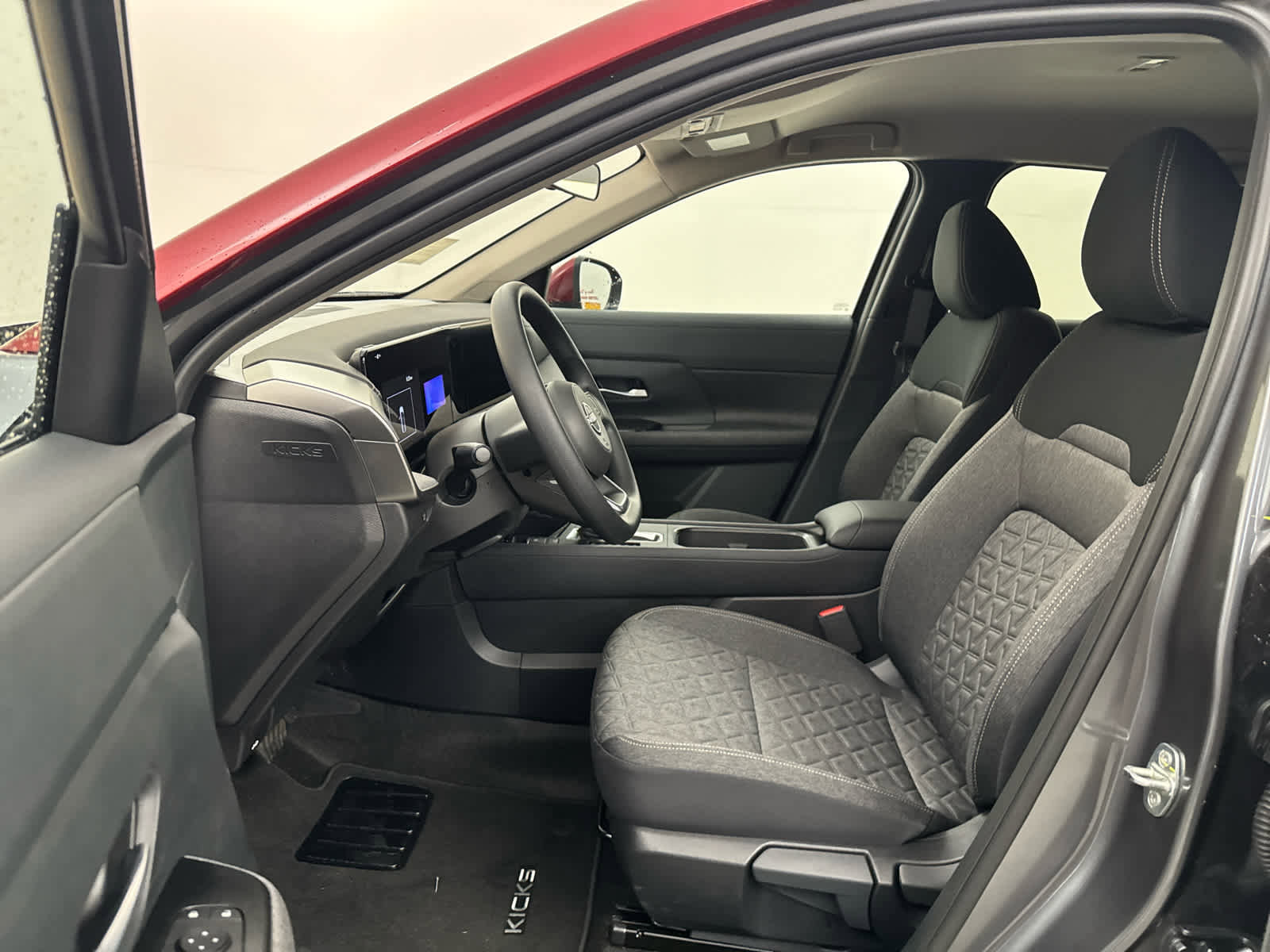 New 2026 Nissan Kicks SV image 10